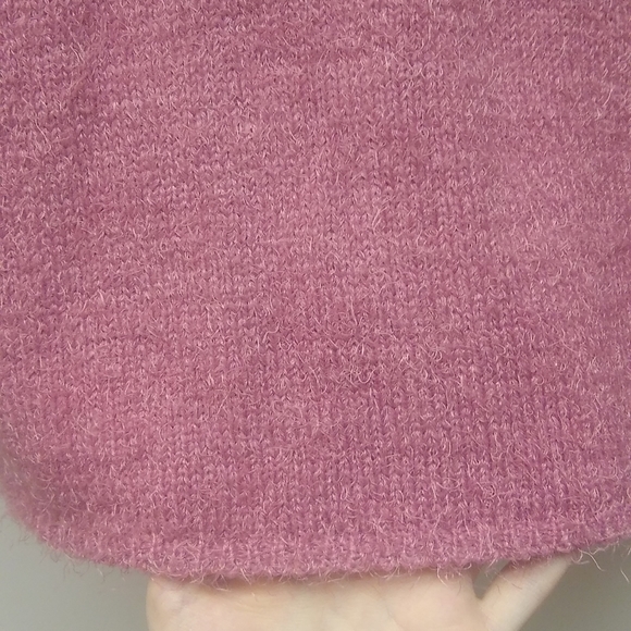 NWT No Comment by NY LA Fuzzy Pink Sweater - Picture 9 of 9